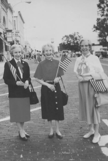 The Reagan Sisters in 1991 (photo via the Rogers Historical Museum)