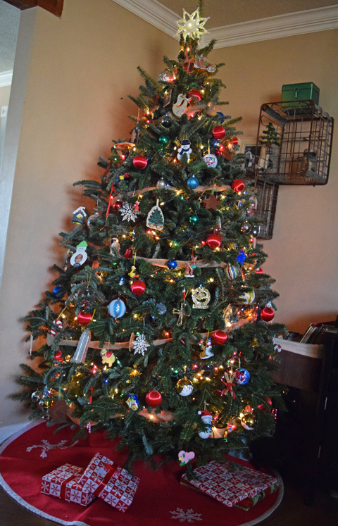 Christmas Tree {MamaBuzz}