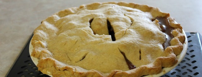 Polly's Apple Pie via Katharine Trauger of Home's Cool