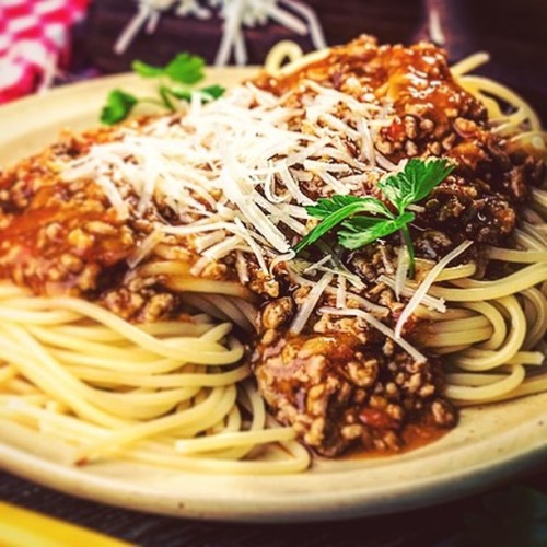 Lizzy Michael: Venison Bolognese – From Harvest to Table